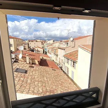 Rare 3 Bedroom 2 Bath Modern With Views In Old Center
