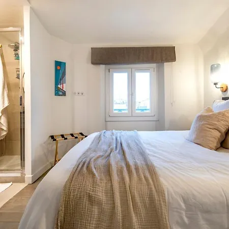 Rare 3 Bedroom 2 Bath Modern With Views In Old Center Antibes